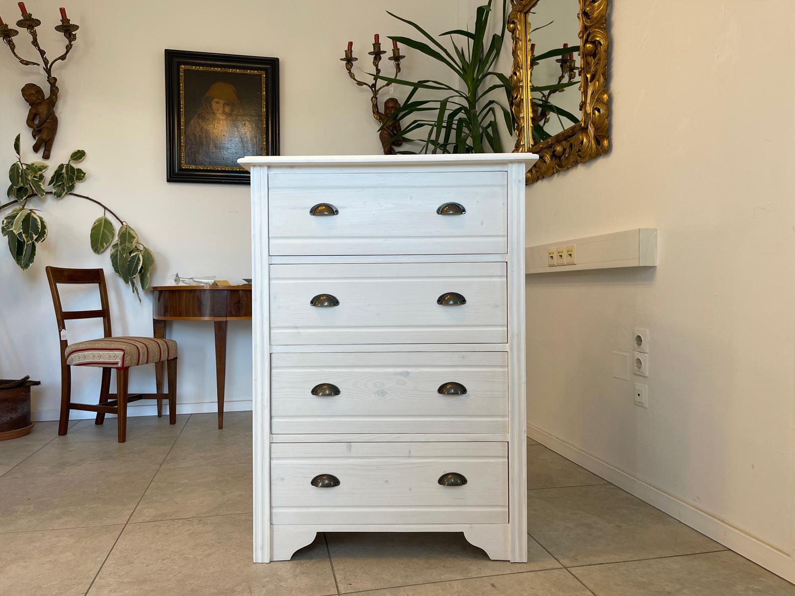 Bäuerliche Anrichte Sideboard Kommode Naturholz Fichtenholz Weiss G1074