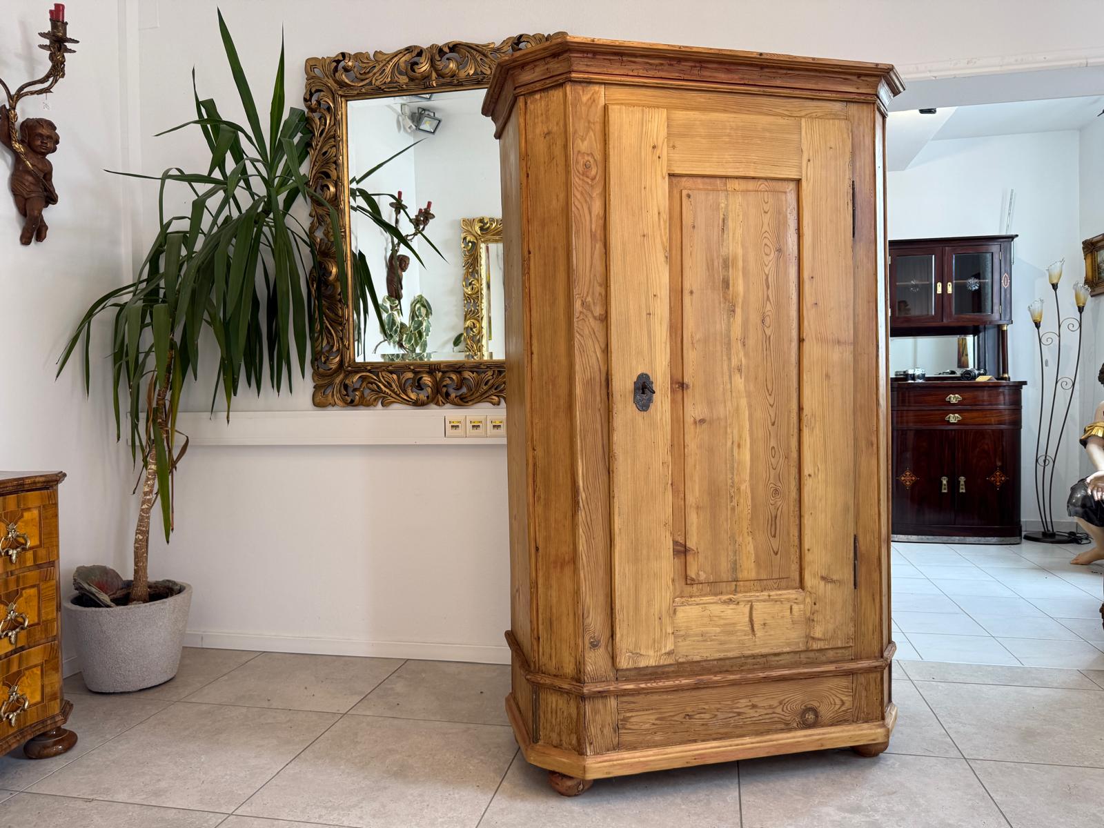 Sale Biedermeier Bauernschrank Naturholzschrank Weichholz Tirol D2652