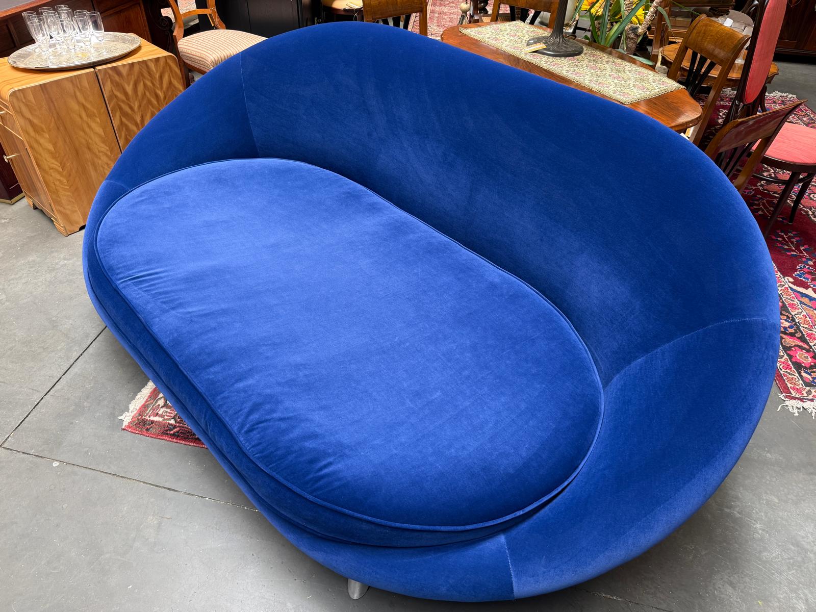 Riesen Pool / Ufo Sofa von Bretz Traumzustand BRETZ01