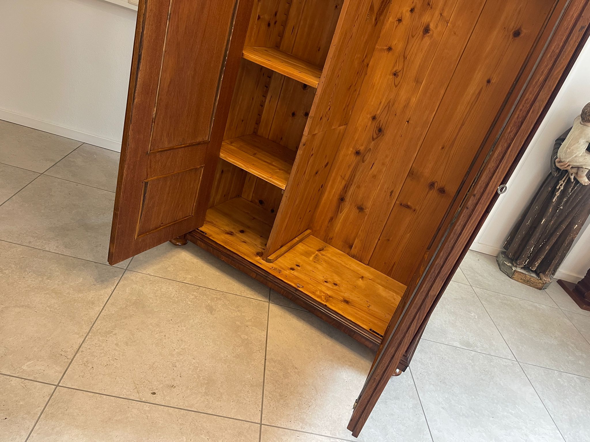 f466c1c3-9732-4d48-a156-0260c4a55808 Originales Biedermeier Tischerl Nähtischerl A4935