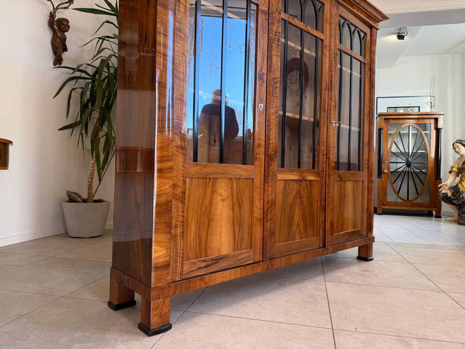 SALE Restaurierte Biedermeier Vitrine Bücherschrank ANTIQUITÄT G2348