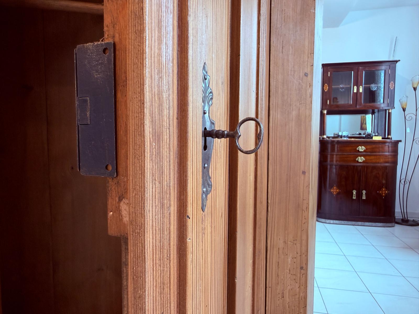 Sale Barock Bauernschrank Barockschrank Hallenschrank D2465