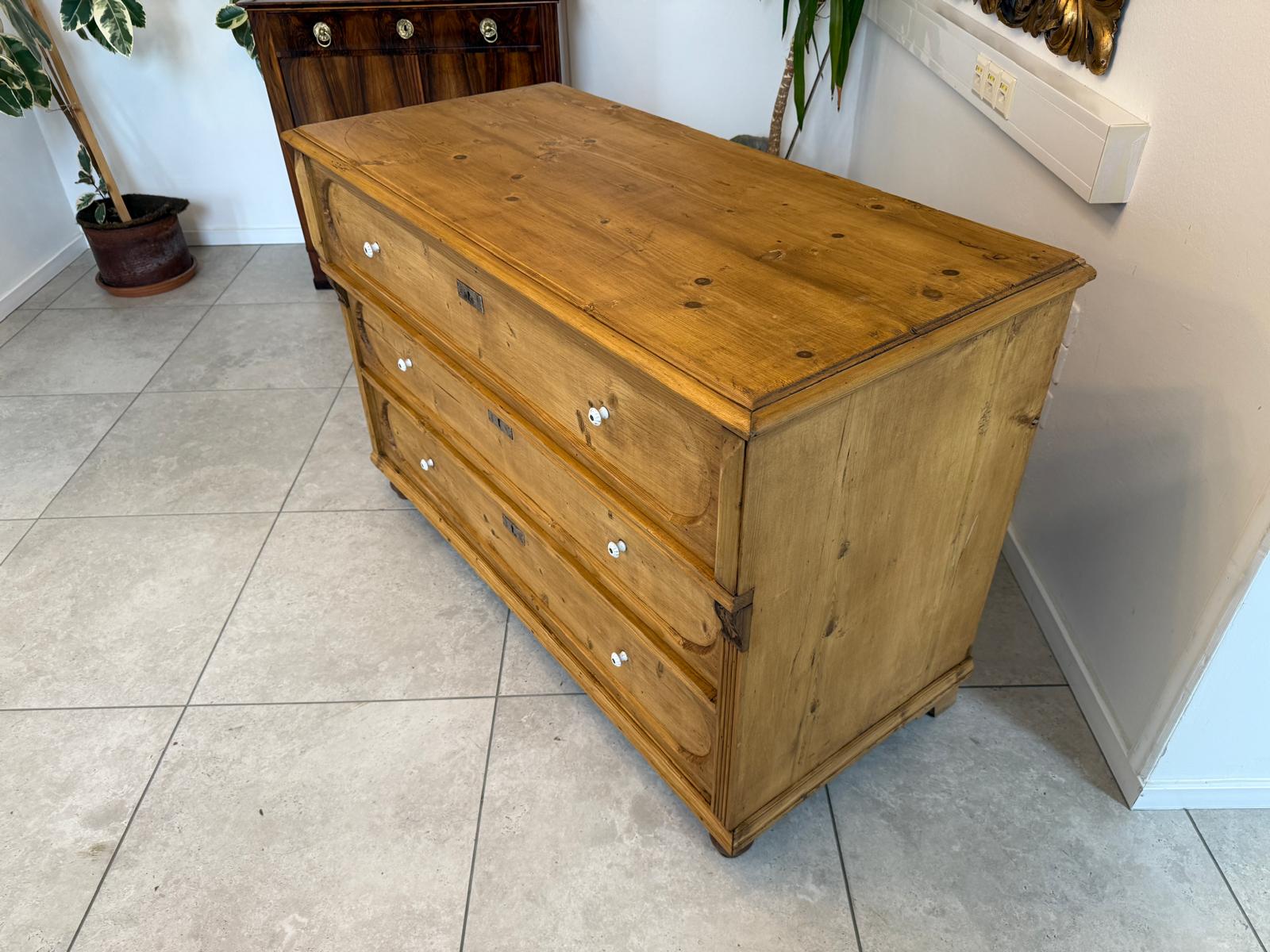 Restaurierte Biedermeier Kommode Antik 3 Laden aus Fichtenholz G2133