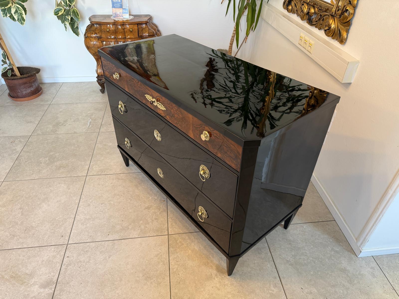 Restaurierte Biedermeier Kommode 3 Ladenkommode Nussholz Antiquität D1175