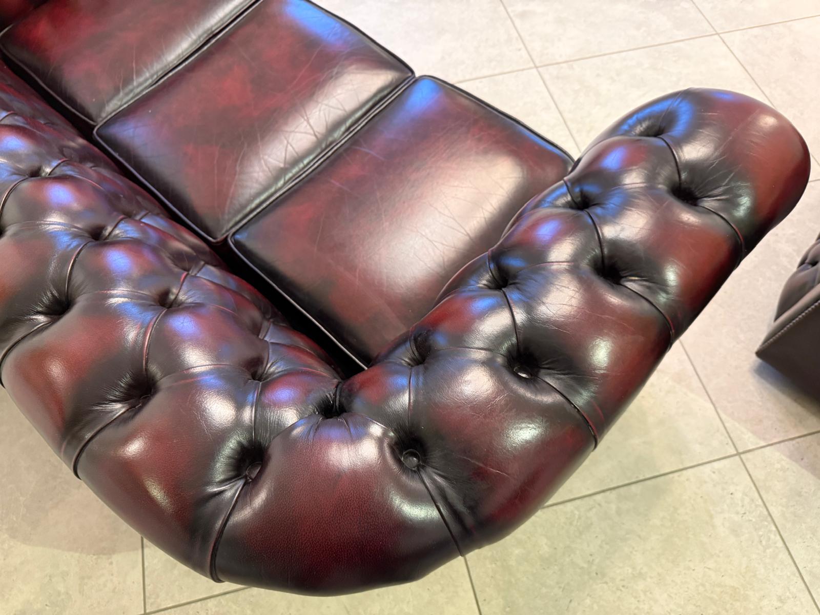 3er Ensemble Chesterfield Sofa Clubfauteuils Cultmöbel Antik D1027