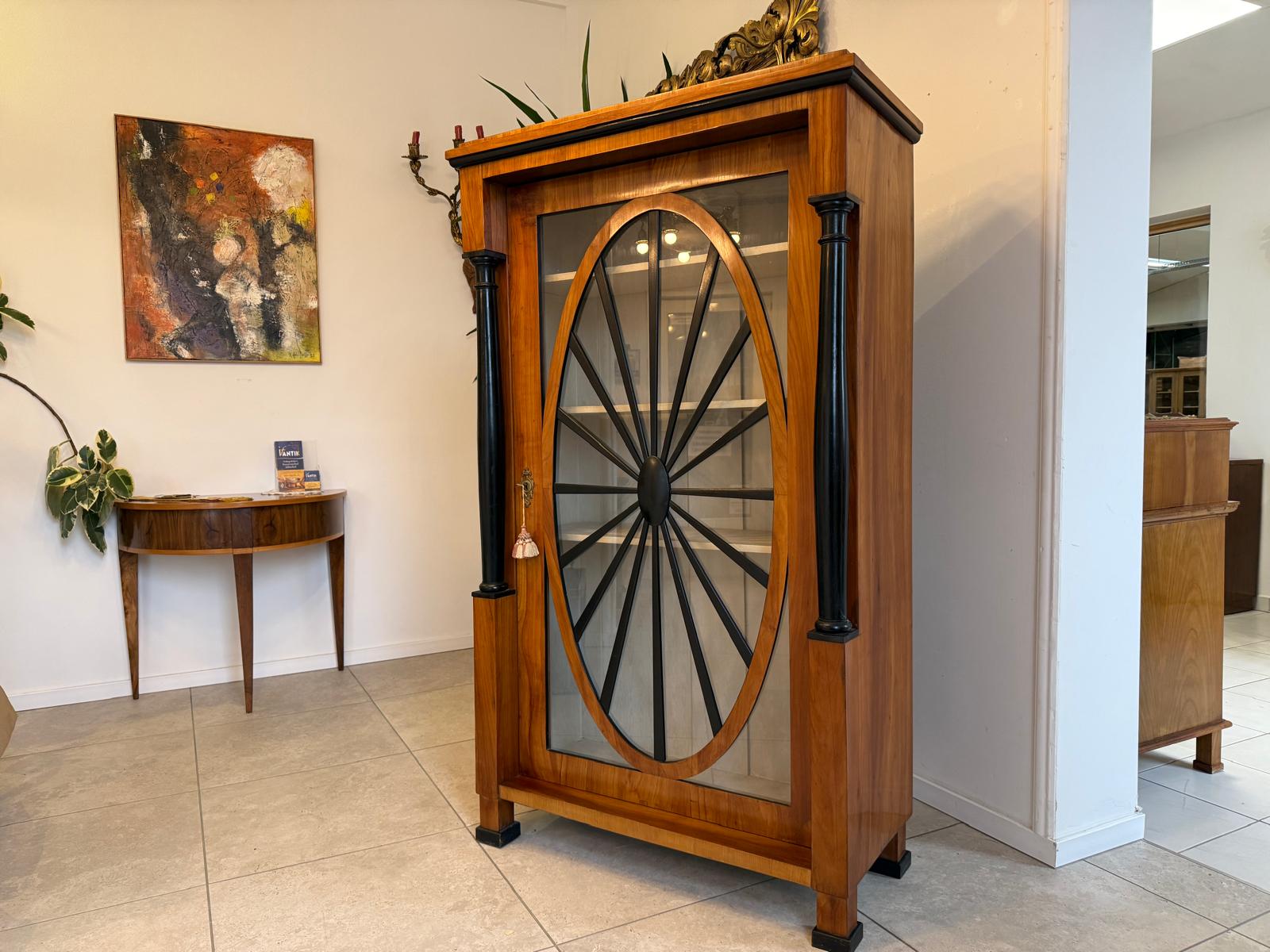 Sale Empire Vitrine Sonnenvitrine Bücherschrank Nussholz Antiquität G2305