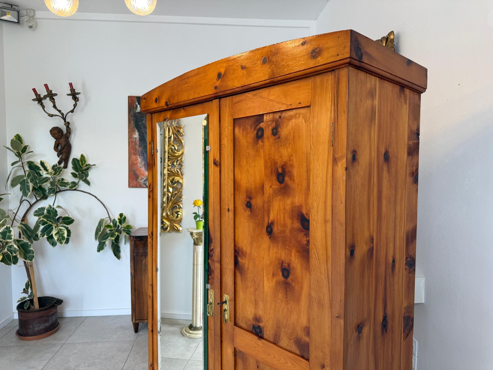 Zirbenholz Schrank Kasten Bauerschrank Kleiderkasten Spiegelschrank G1882