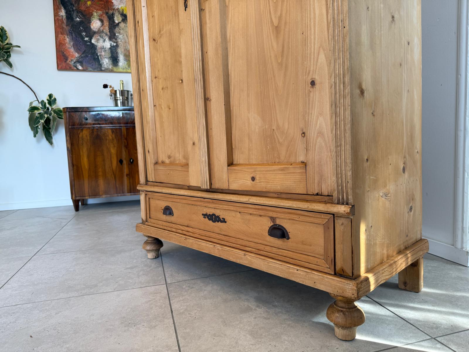 Original Gründerzeit  Bauernschrank Bauernkasten Kasten G1960