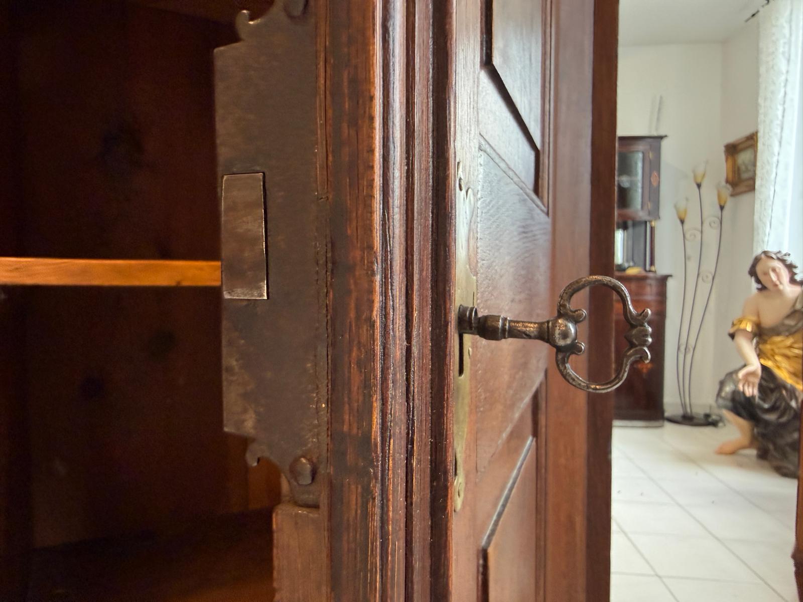 Barock Hallenschrank Schrank Eichenholz Geschnitzt D2626