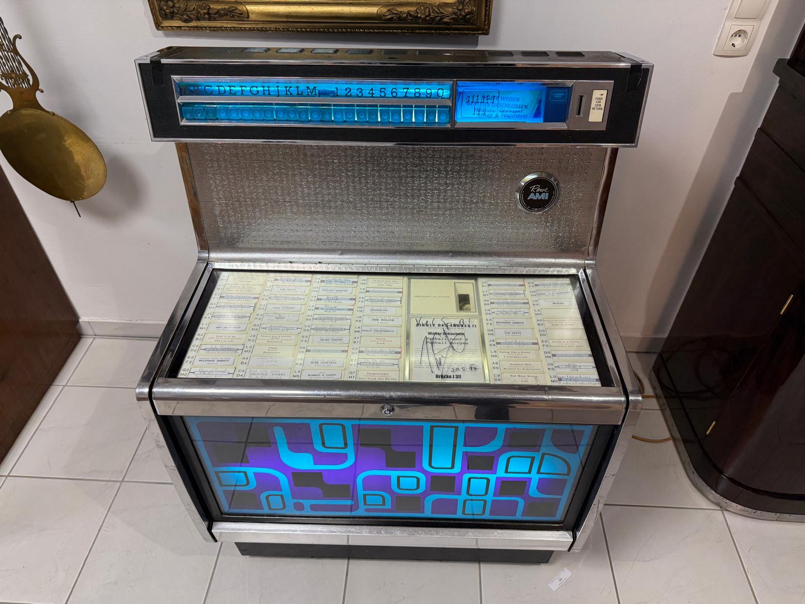 Originale Wurlitzer / AMI Rowe International Musikbox Modell R-74 Thomas Stipsits STIP