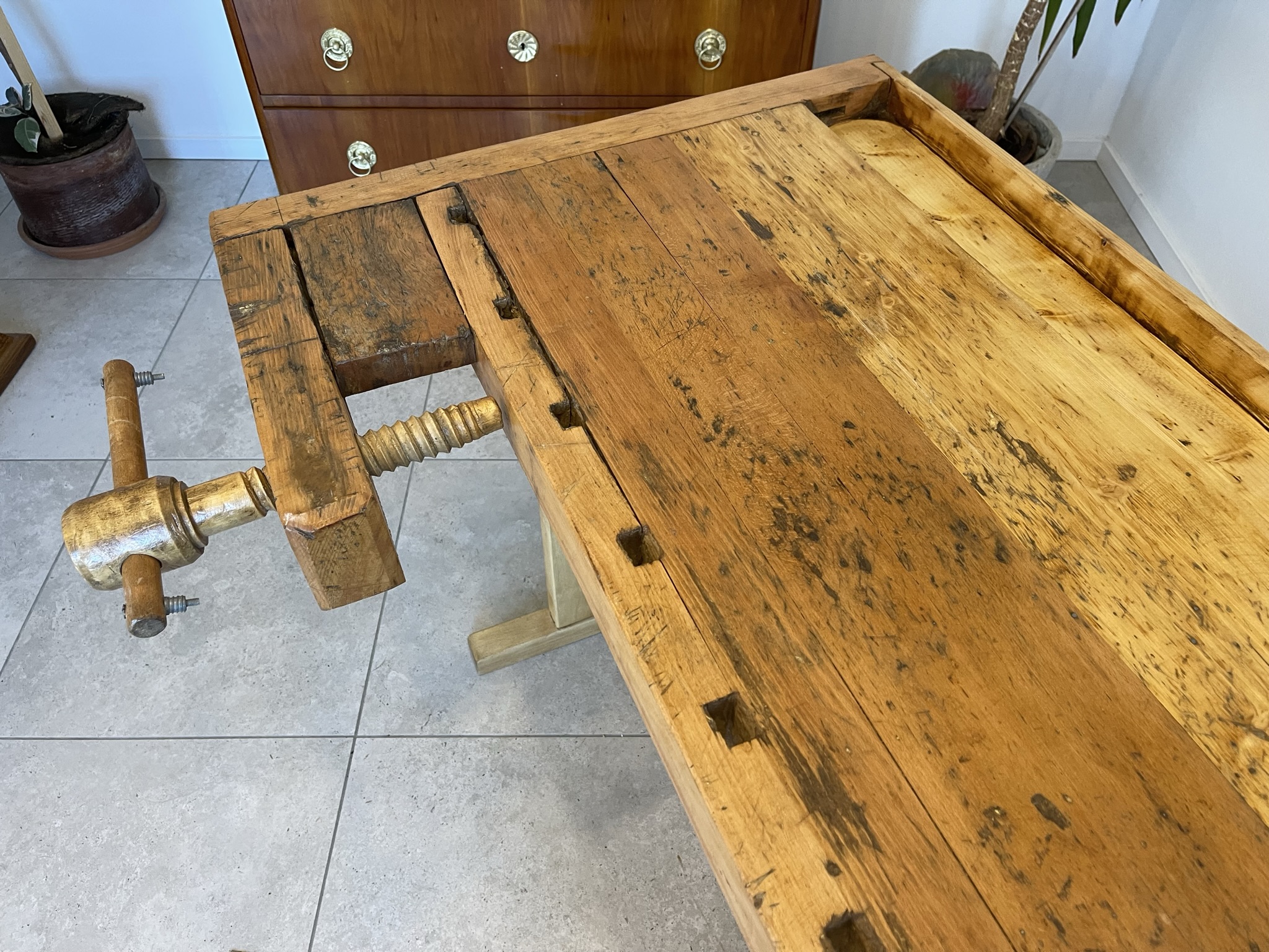 IMG_2789 restaurierte Hobelbank, Werkbank, Designertisch ABC1023