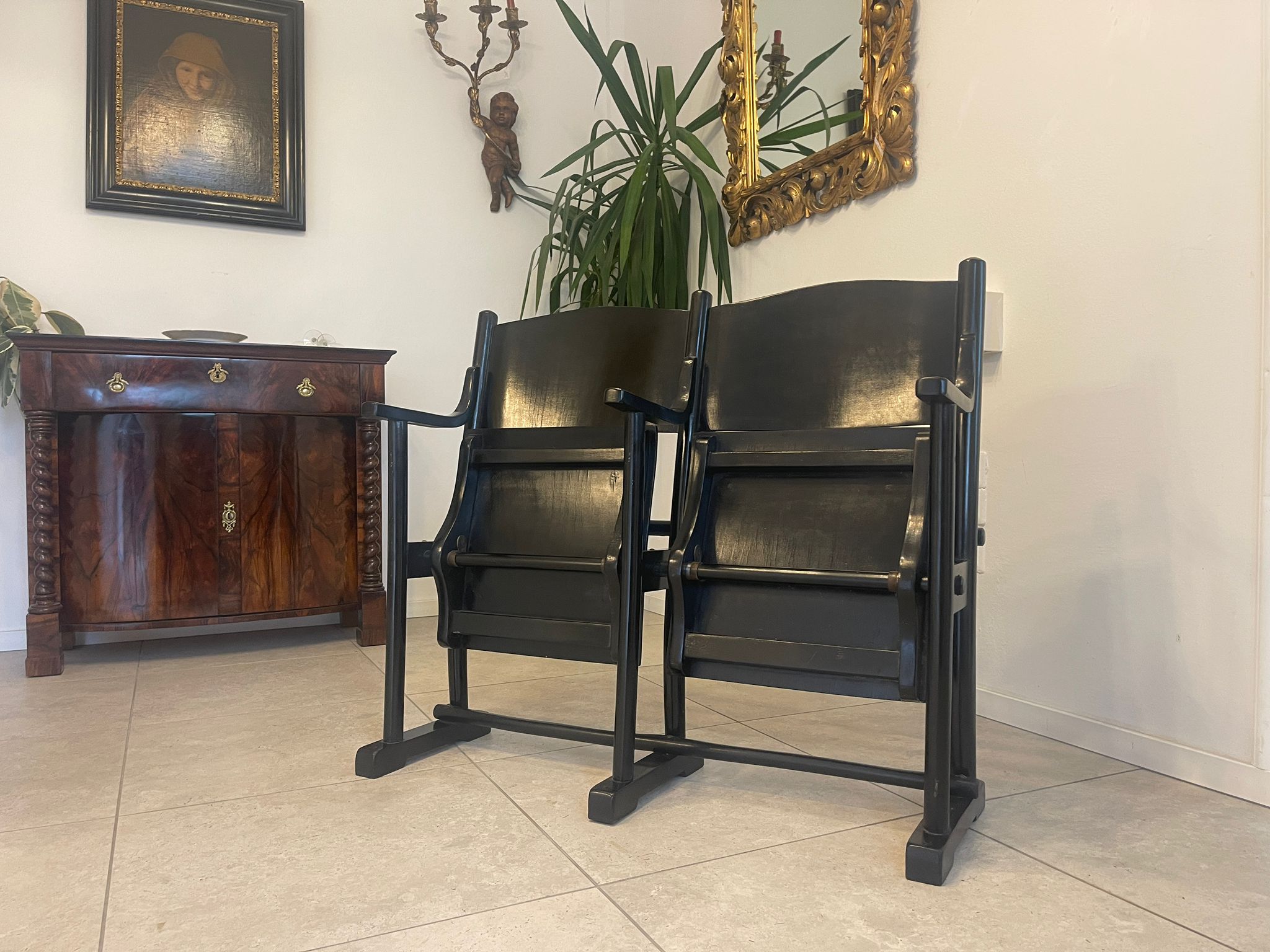 f672ca61-92eb-4b75-a5e9-e49149cb482b Praktische Kinostuhlreihe 2er Kinosessel Klappstuhl Vintage A5000