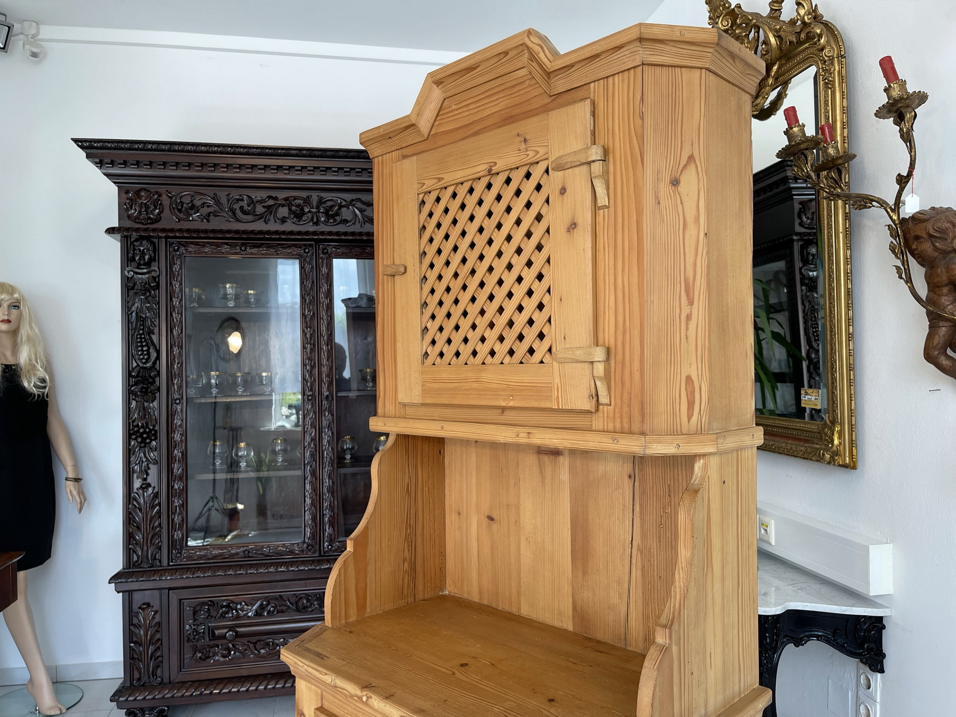Jugendstil-Barock-Biedermeier_114 bäuerlicher Schrank Speiskasten Bauernkasten Küchenschrank A2914
