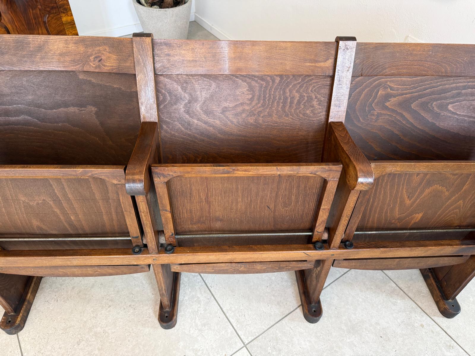 Kinosessel 3er Sitz Klappstuhl Stuhl Sitzgruppe Originalexemplar D3437