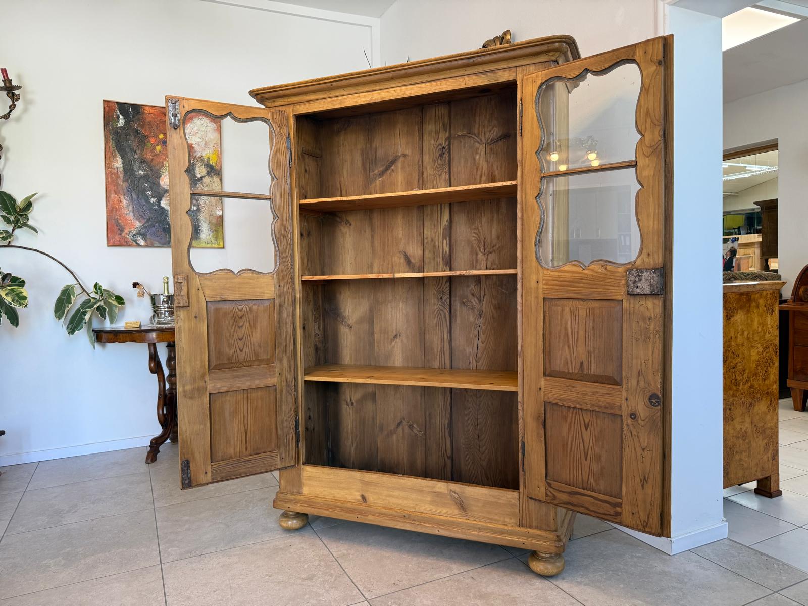 Restaurierte Biedermeier Vitrine Bäuerliche Vitrine Bücherschrank G1185