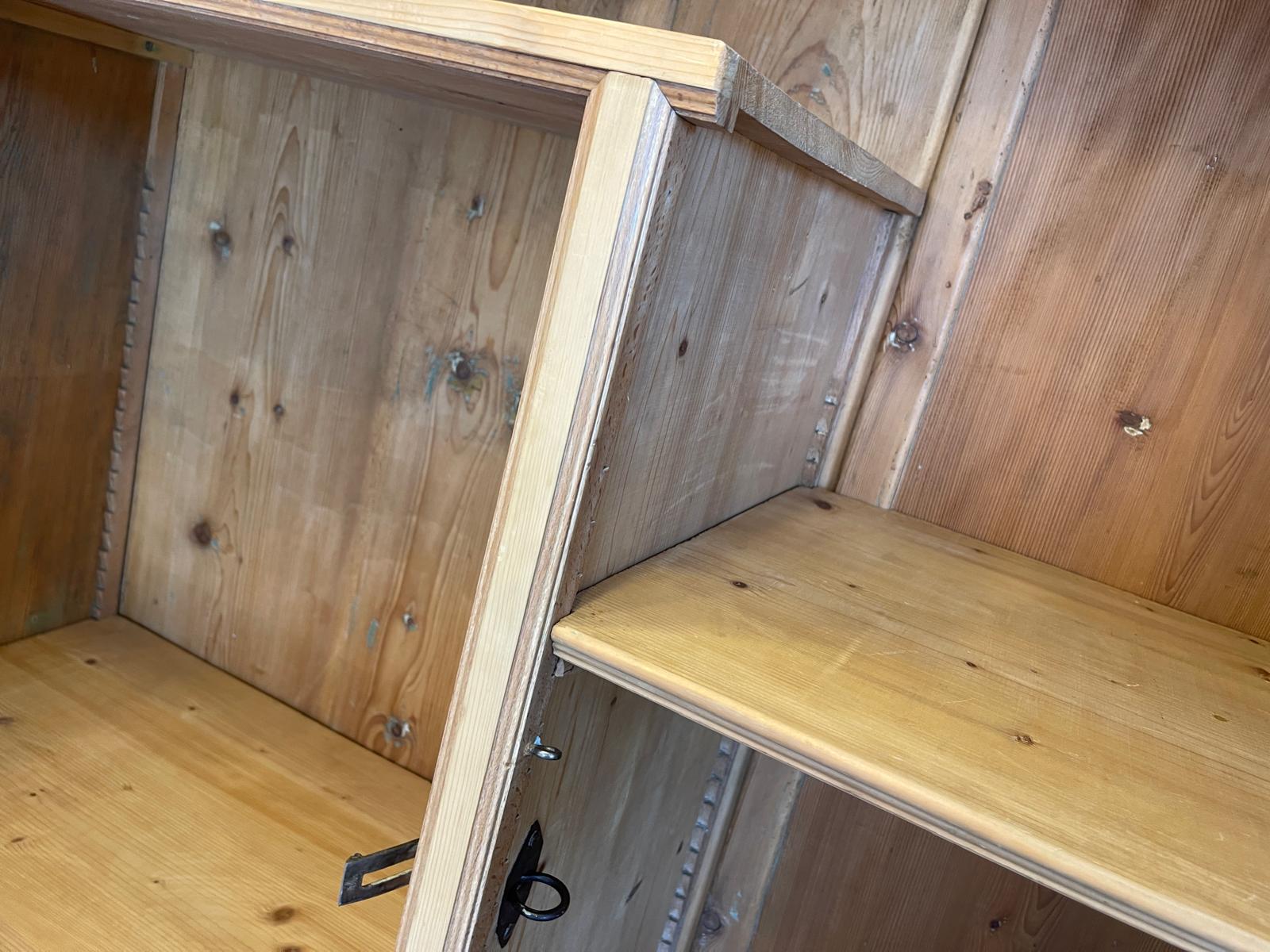 Barockschrank Authentikum Hallenschrank Museumsexemplar G1103