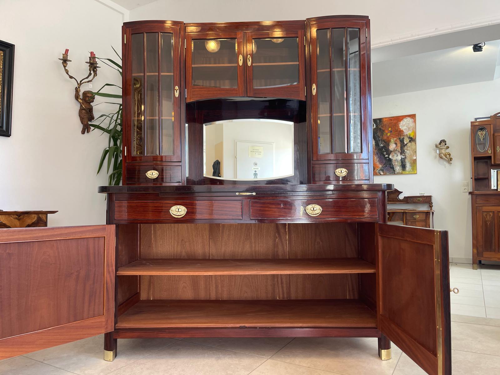Sale Restauriertes Jugendstil Designerbuffet Aufsatzbuffet Originalstück G1377