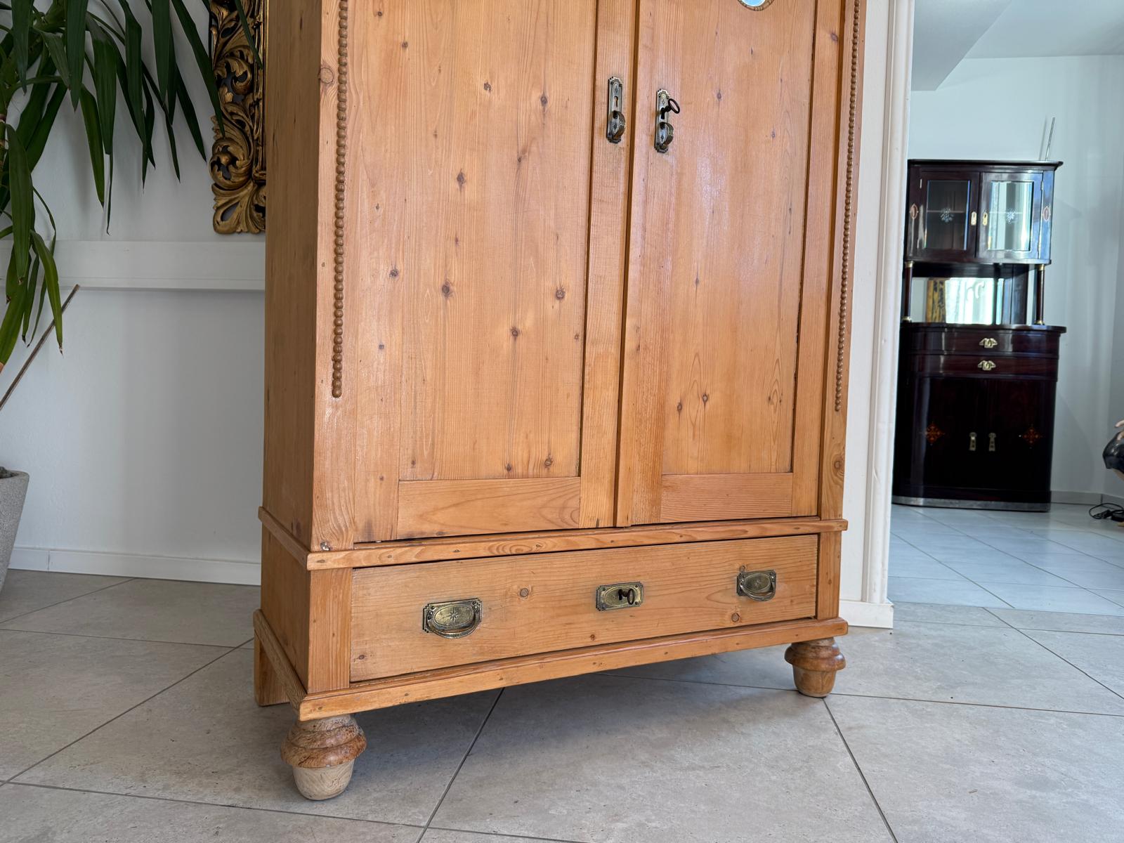 Steirischer Bauernschrank Jugendstil Schrank Spiegelschrank G1050