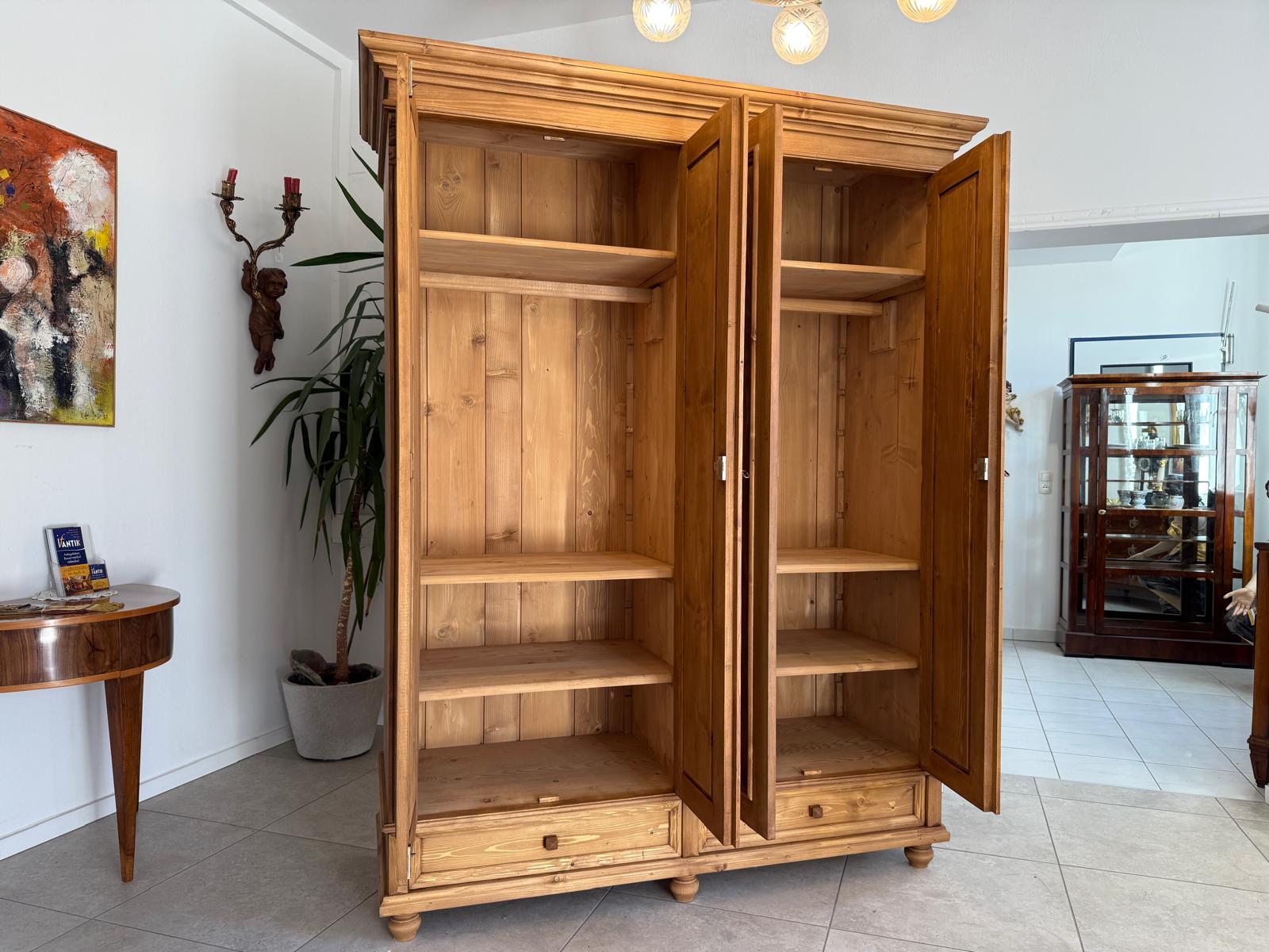 Garderobenschrank Bauernschrank Kasten Bauernmöbel G2186