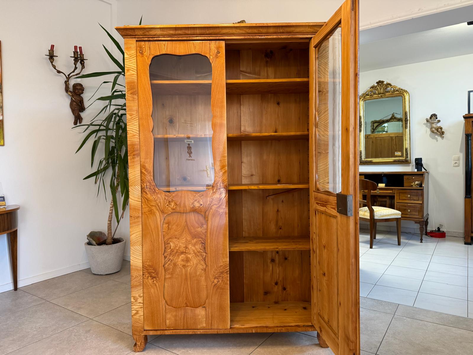 Sale Restaurierte Biedermeier Vitrine Bücherschrank Glasschrank G2351