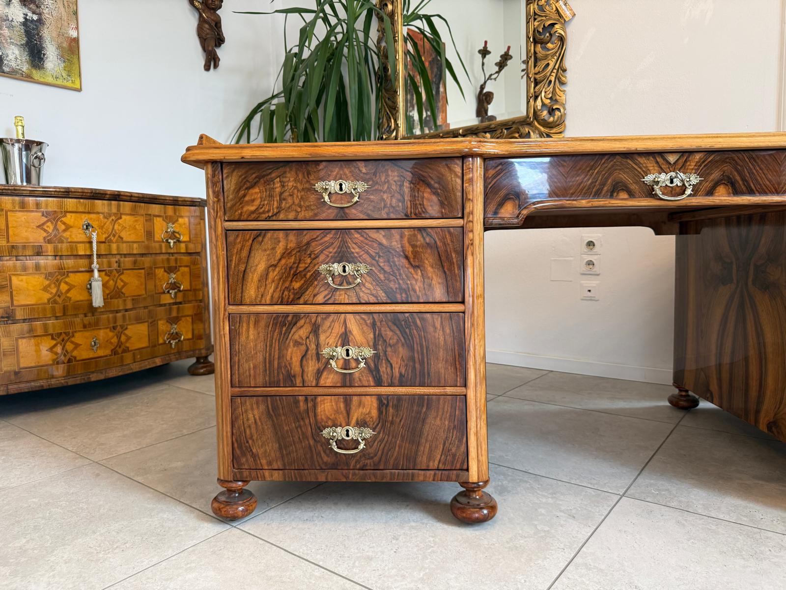 Restaurierter Großer Biedermeier Schreibtisch Sekretär D2678