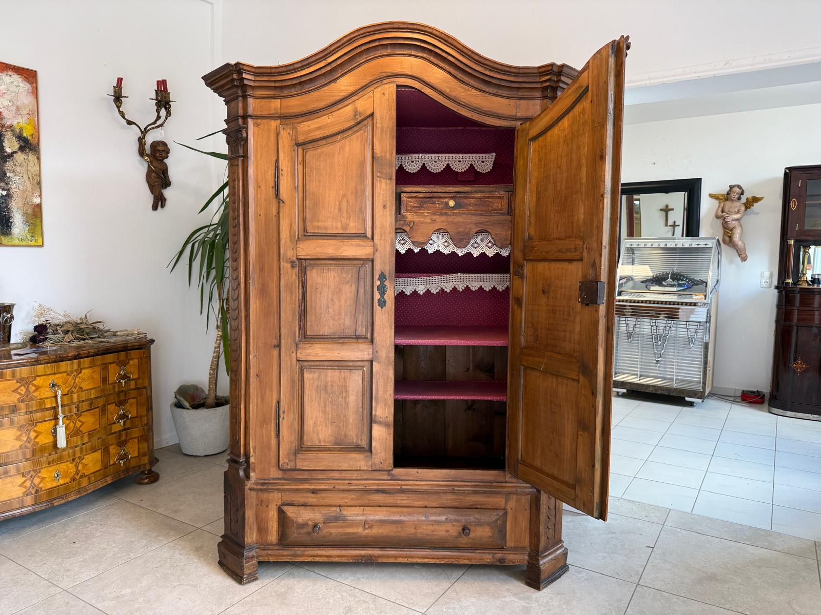 Barockstil Schrank Buchenholz Bücherschrank Stilschrank D2696