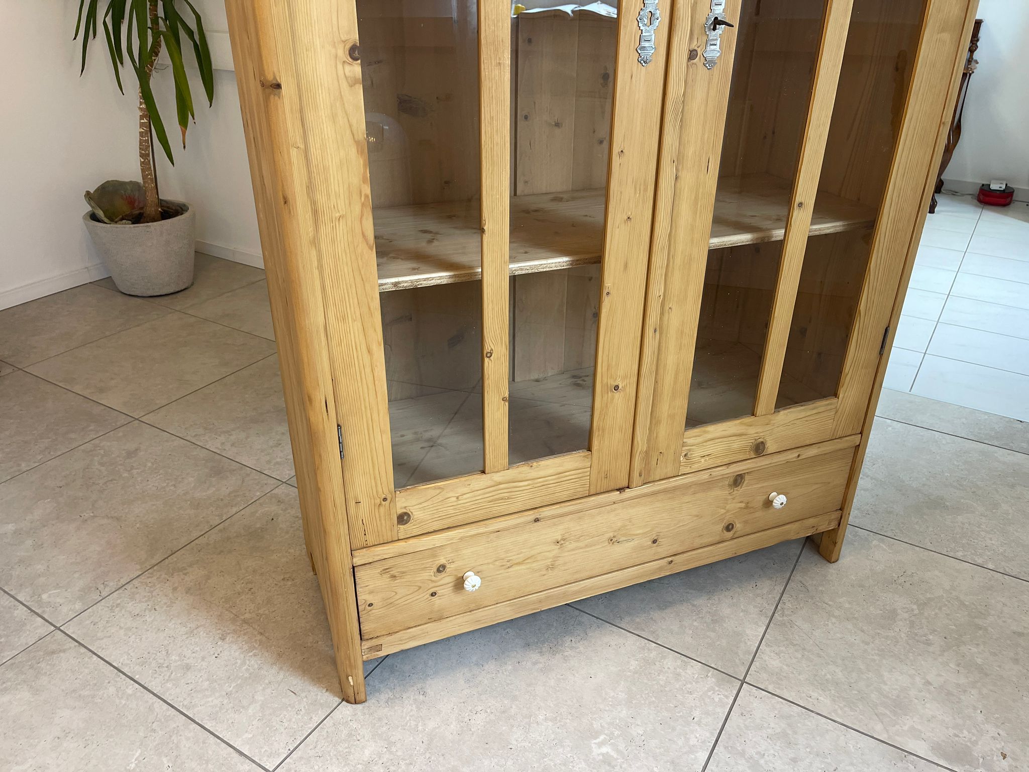 Traum Jugendstil Vitrine Glasschrank Naturholzmöbel Bauernmöbel G1609