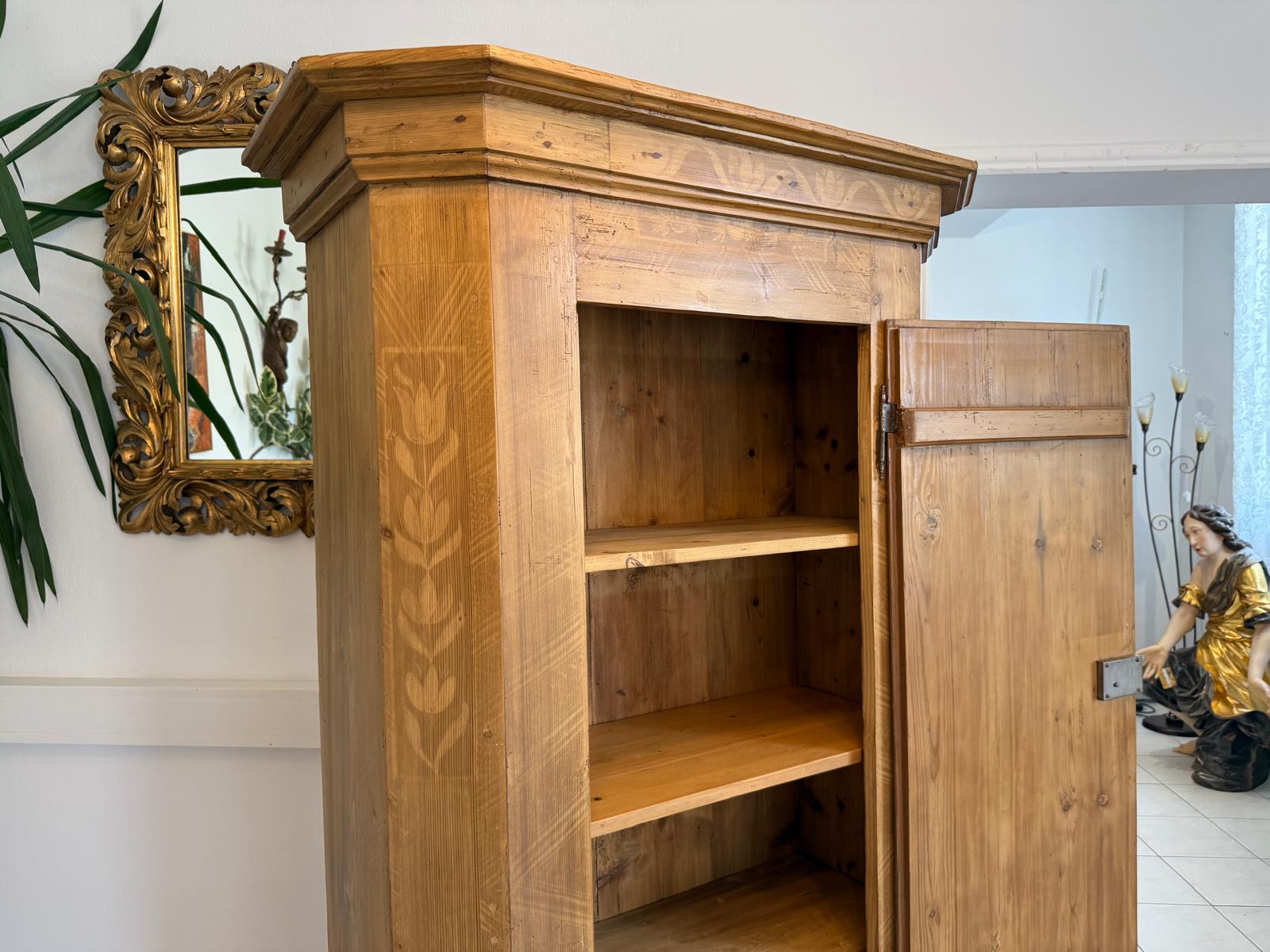 Restaurierter Biedermeier Bauernschrank Naturholzschrank G2010