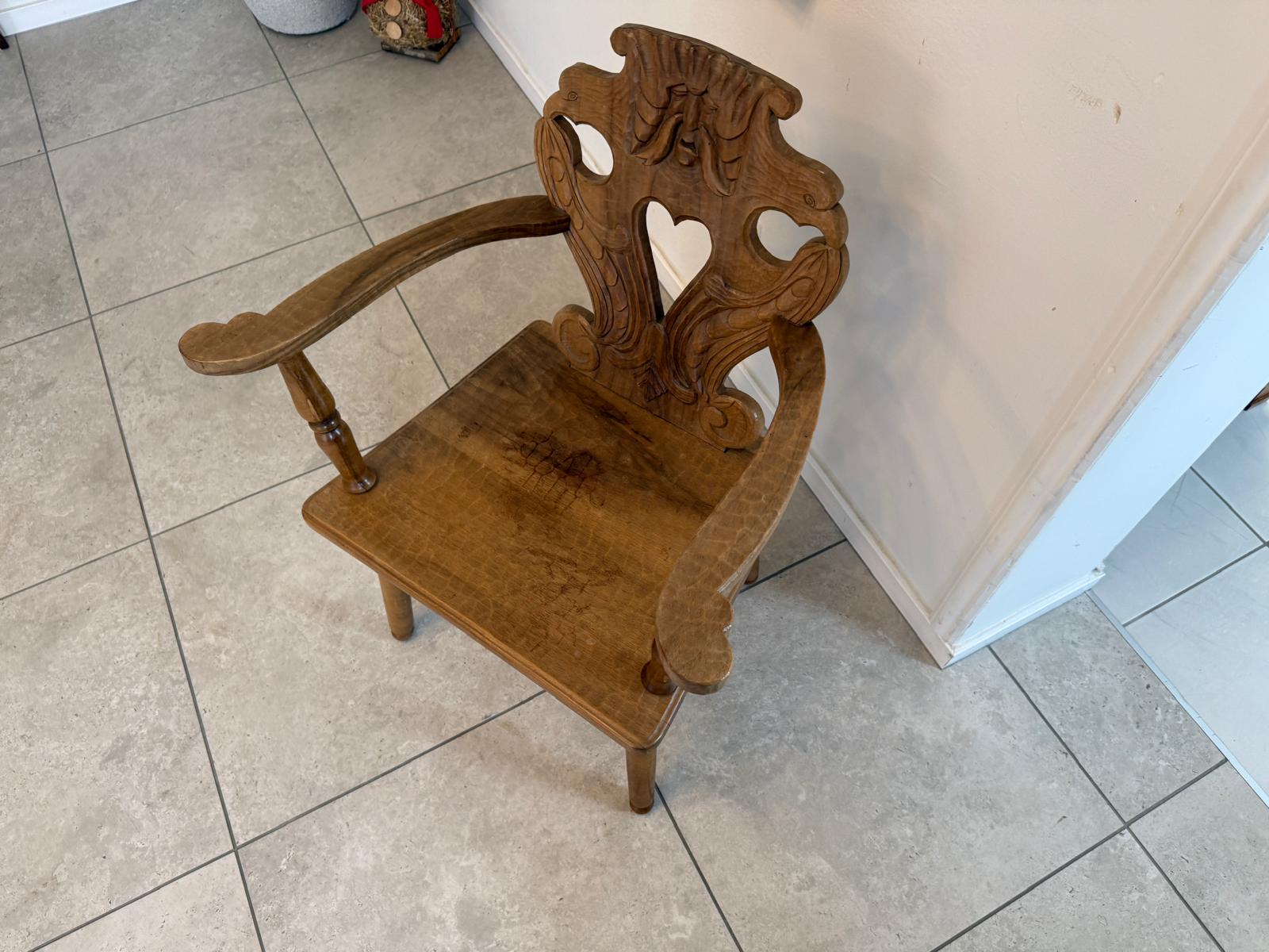Bäuerlicher Bauernsessel Armlehnstuhl Stuhl Herzerlsessel 1 Stück D1006