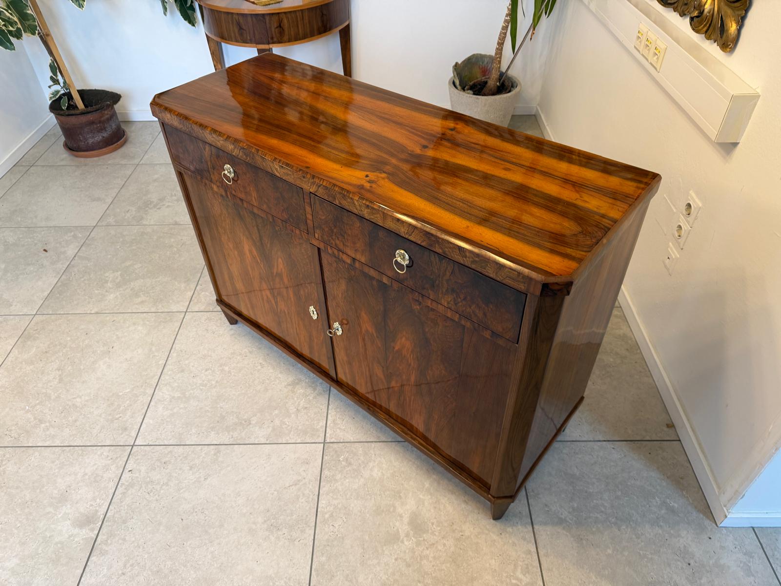 Sale Restaurierte Biedermeier Anrichte Trumeau Nussholz Antiquität D1091