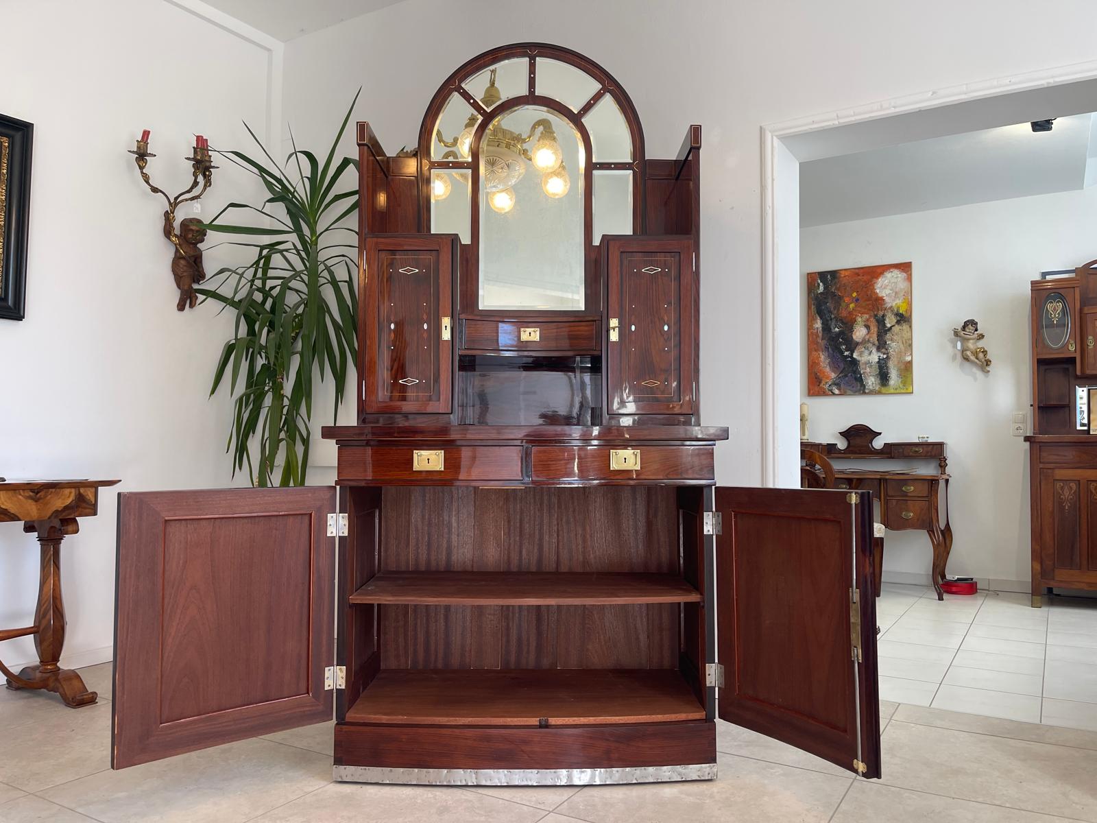 Sale Restauriertes Jugendstil Designerbuffet Aufsatzbuffet Schellack Antiquität G1377-1