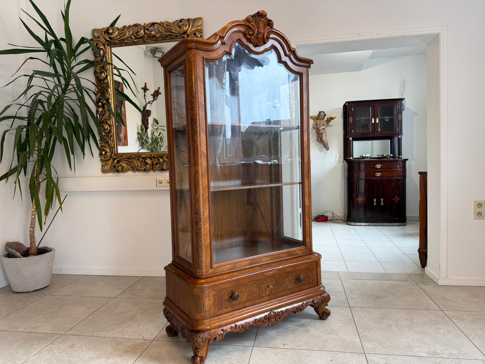 Originle Chippendale Vitrine Traumexemplar Sammlervitrine Antiquität D1162