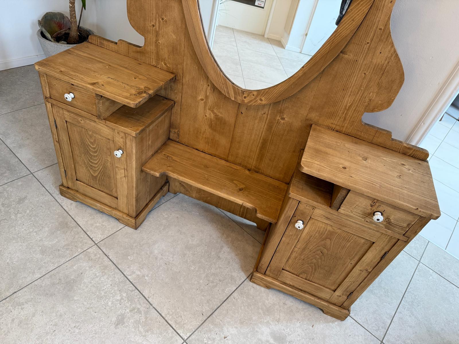 Jugendstil Spiegelanrichte Psyche Antikes Möbelstück mit Schwenkspiegel G2138