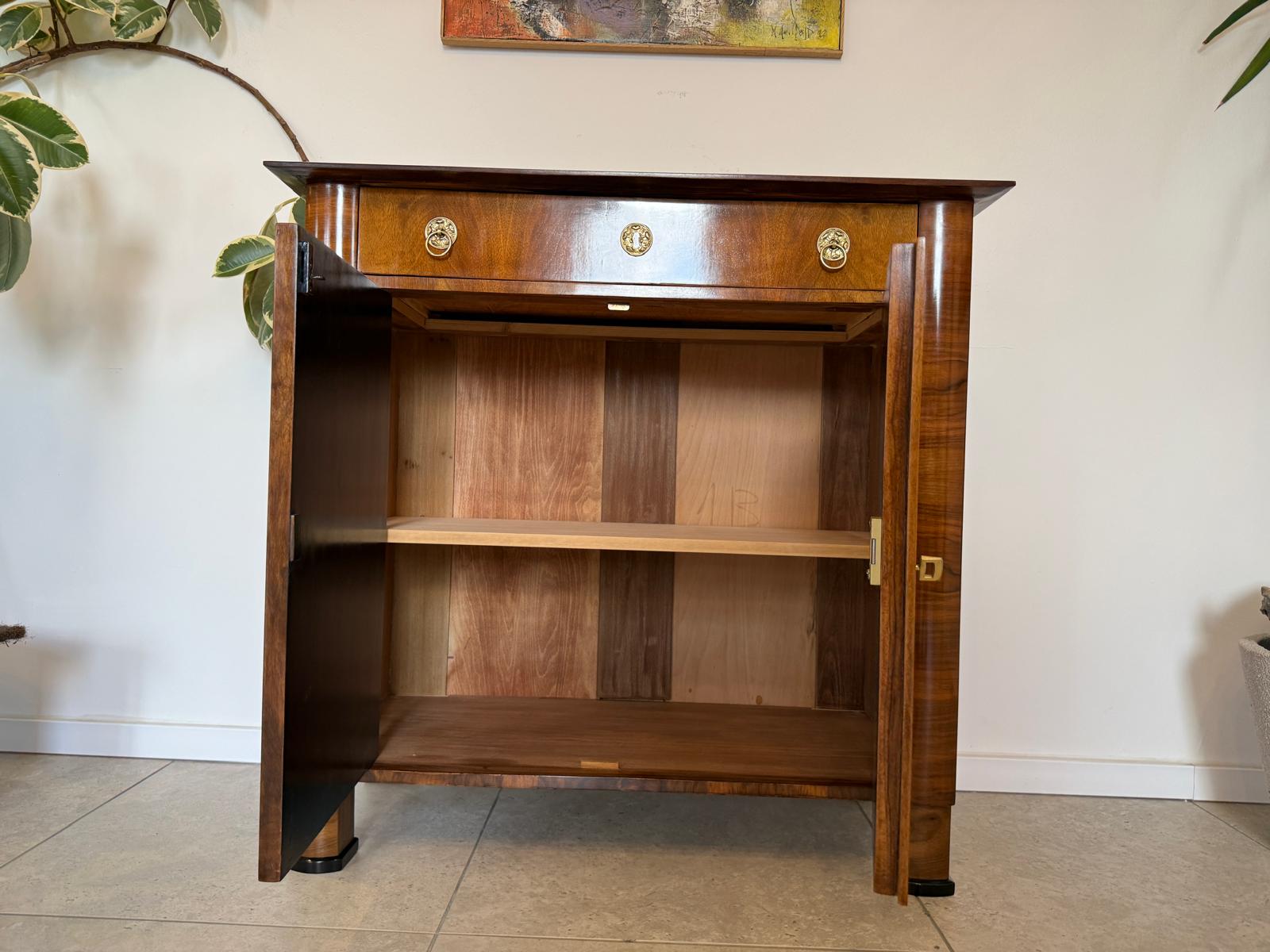 Biedermeier Trumeau Stil Nussholz Anrichte D2291