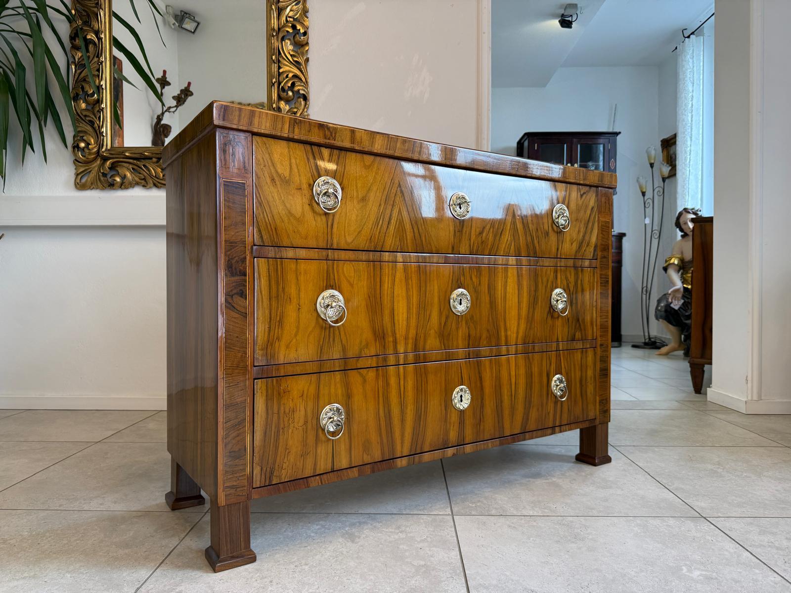 Biedermeier Kommode 3 Ladenkommode Nussholz Antiquität Restauriert D2292