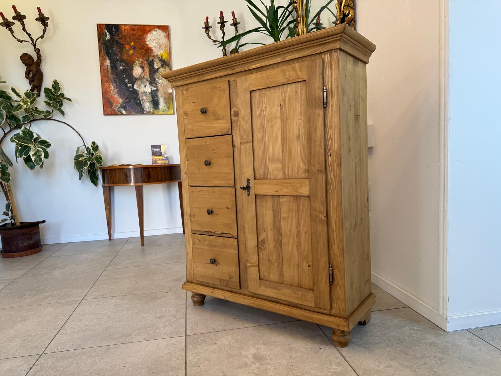 Brotschrank Almerschrank Speiskasten Bauernkasten Naturholzschrank G2182-1