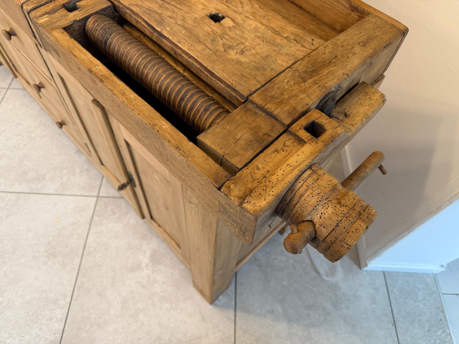 Urige Hobelbank Werkbank Pult Tresen Ladenschrank Antik G2257
