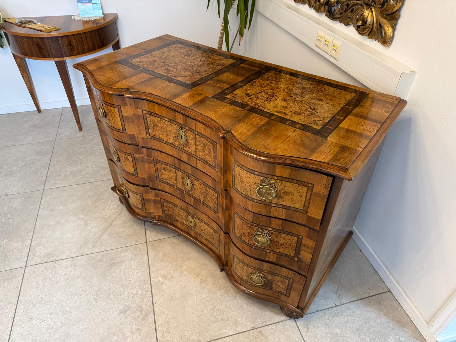 Authentische Barock Kommode Obstholz Marketerien Antiquität Nussholz  G2375