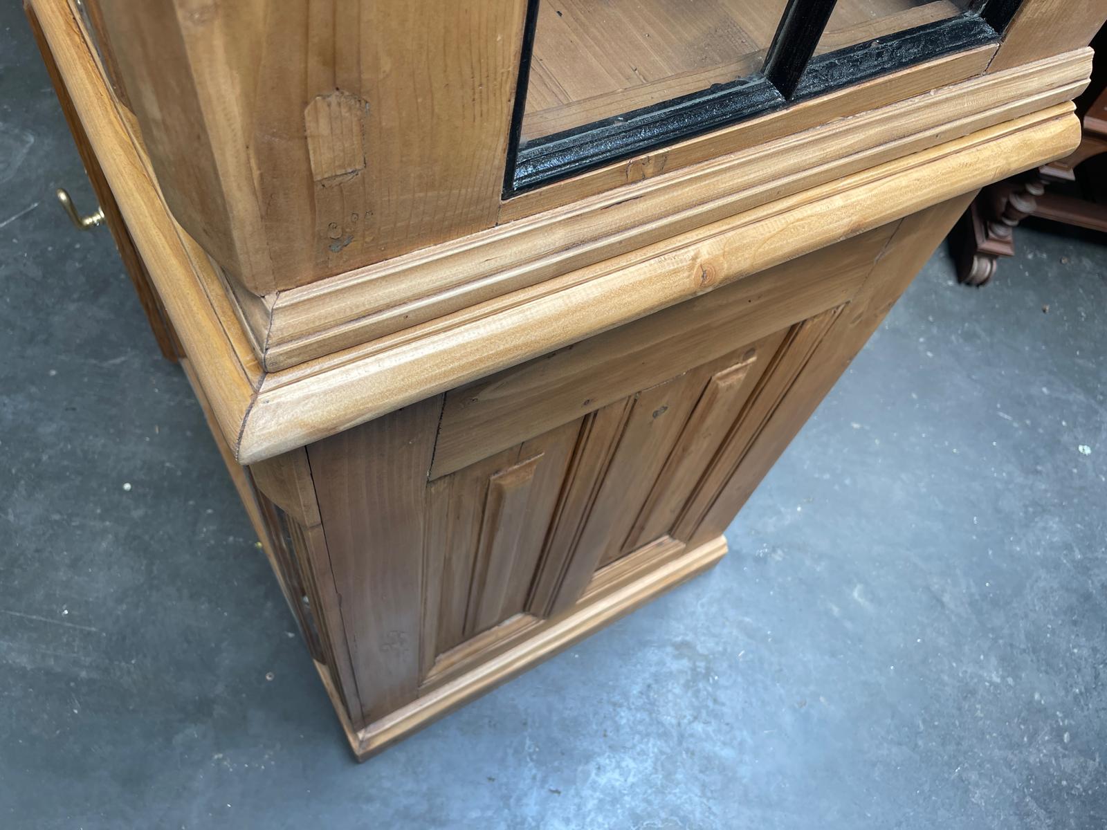 Antiker Bäuerlicher Bücherschrank Große französische Bibliotheksvitrine Glasschrank G1367