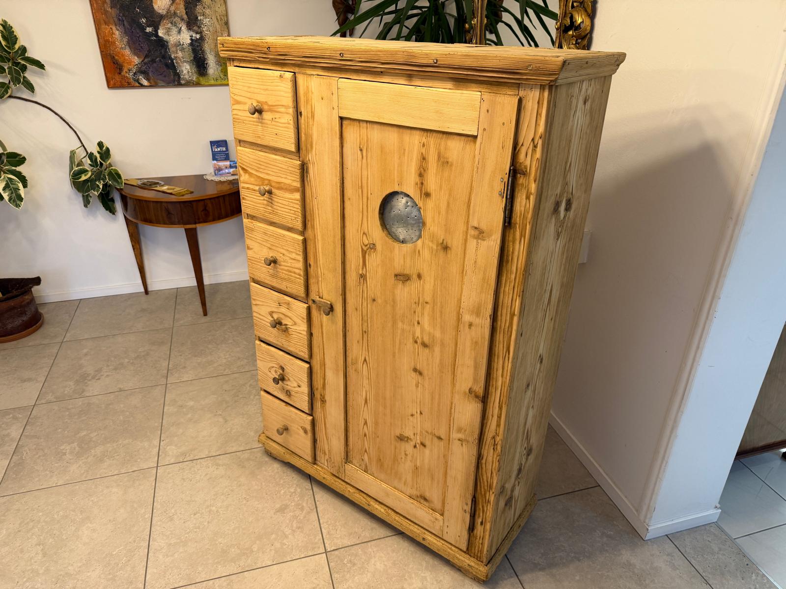 Uriger Biedermeier Brotschrank Almerschrank Speiskasten Bauernkasten G2244