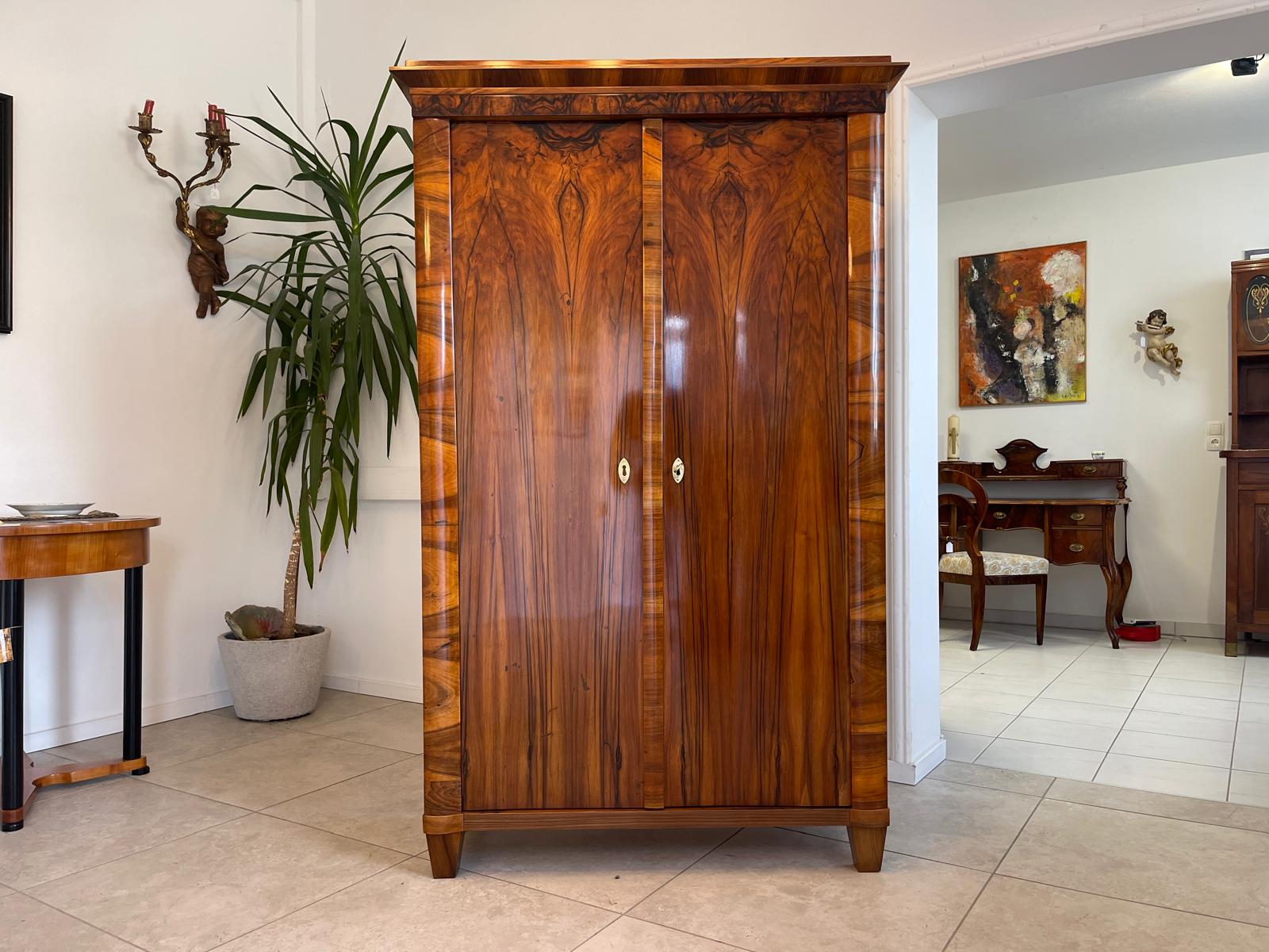 SALE Restaurierter Biedermeier Schrank Kleiderkasten Hallenschrank Antiquität G1193 Kopie