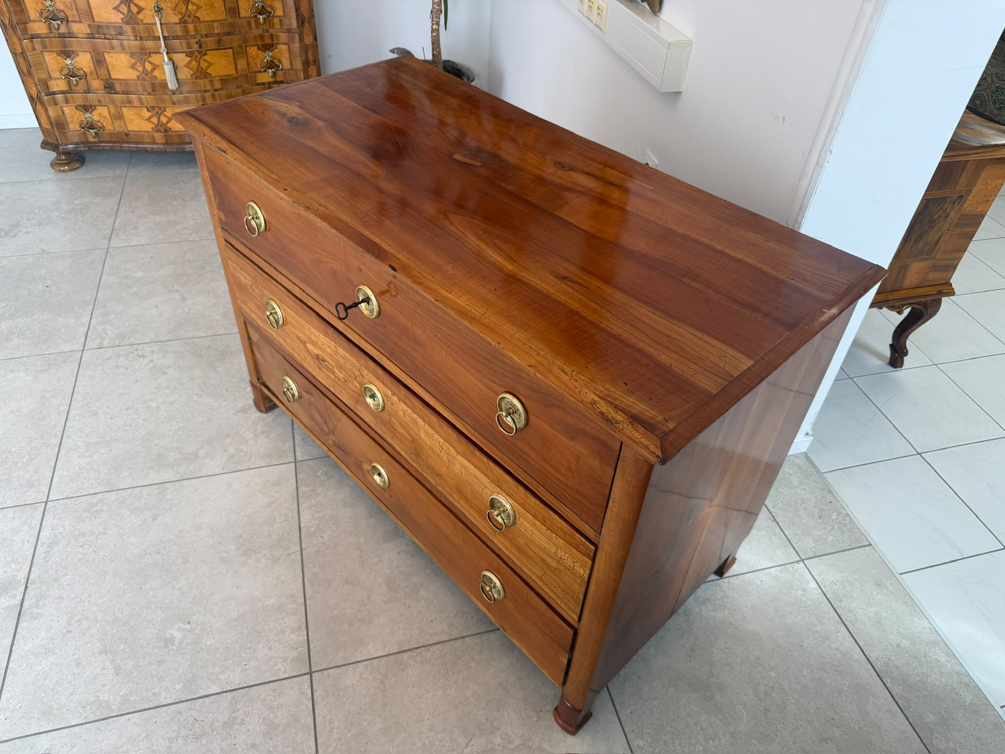 Alt Restaurierte Biedermeier Kommode Kirschholz Antiquität D2787