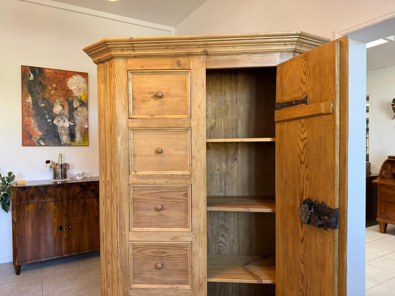 Restaurierter Biedermeier Brotschrank Almerschrank Vorratskasten Bauernschrank G2038