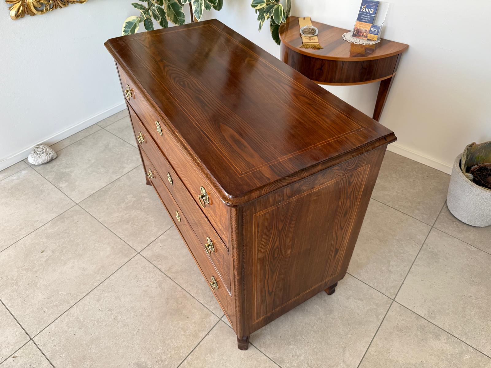 Restaurierte Biedermeier Kommode 3 Ladenkommode Nussholz Antiquität G2213