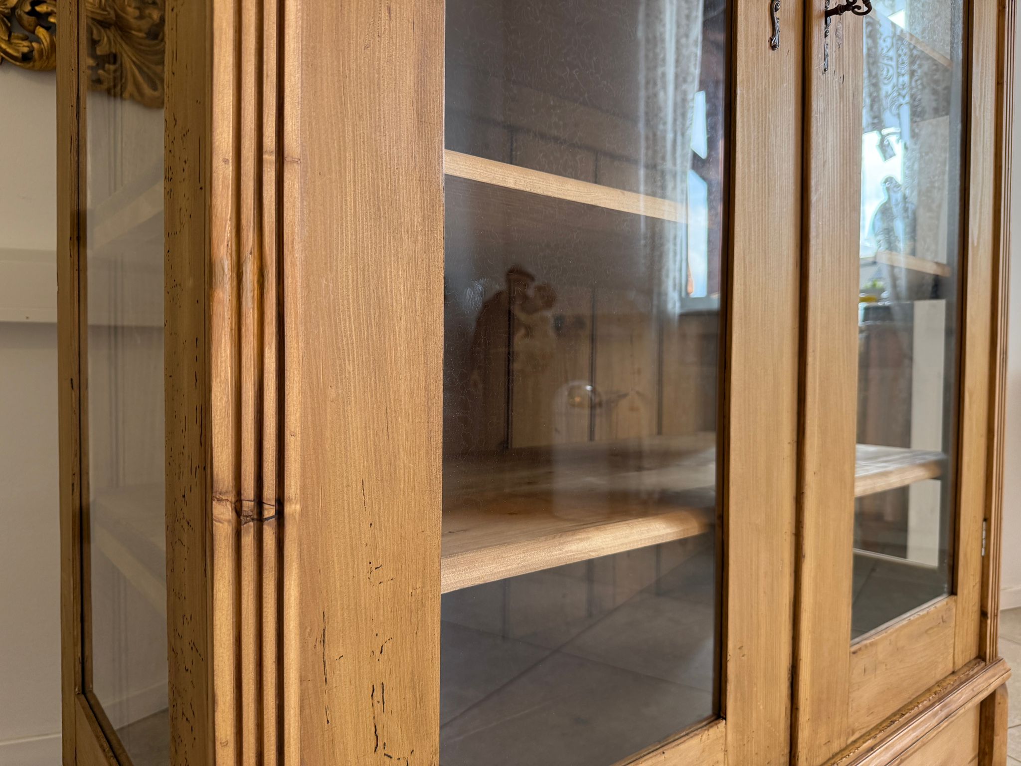 Bäuerliche Vitrine Bauernvitrine Bauernschrank Naturholz Bücherschrank Bauernmöbel A5132