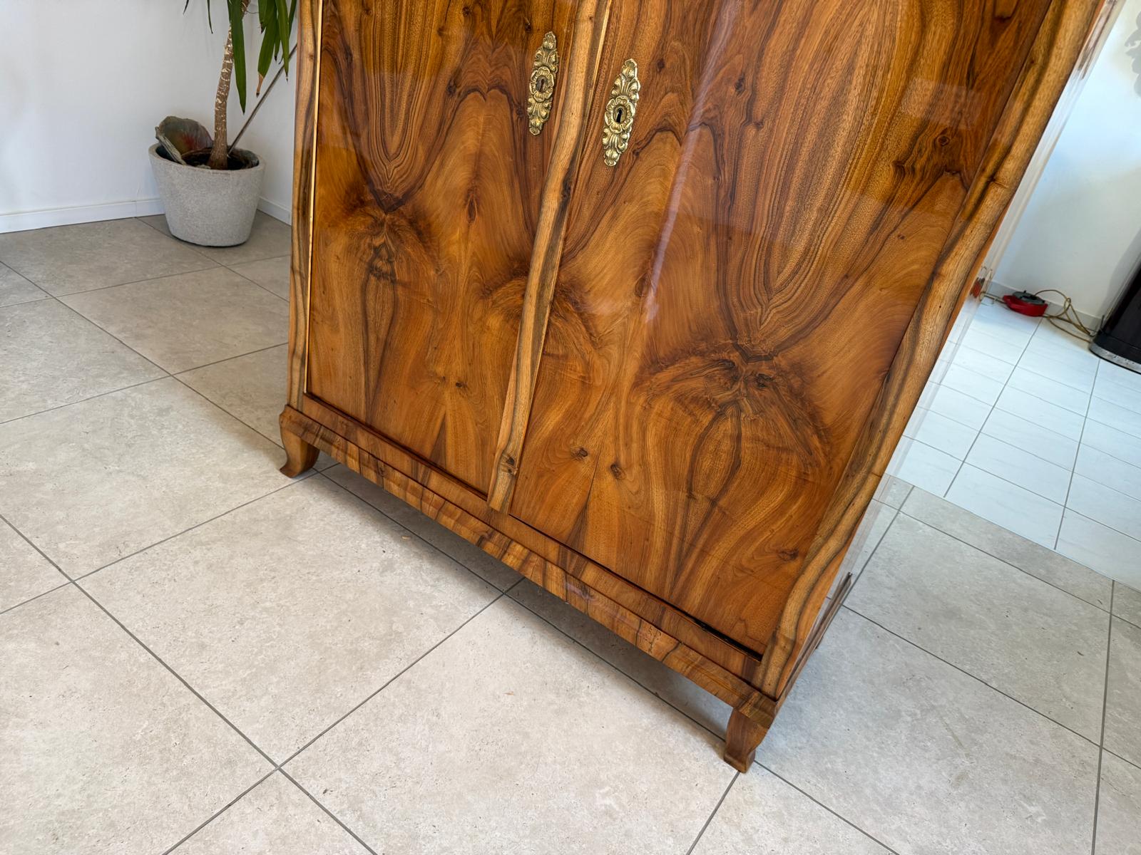 Sale Restaurierter Hallenschrank Biedermeier Schrank Kasten Antiquität D1178
