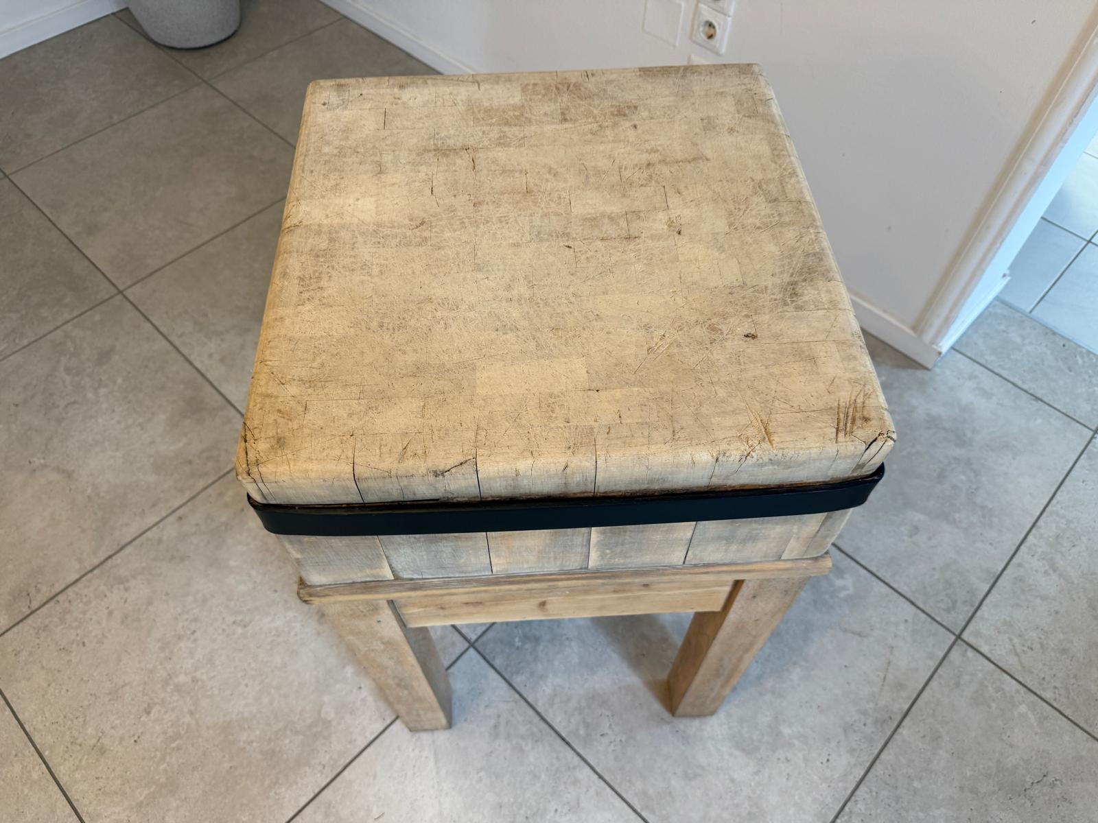 Ländlicher Bauerntisch Hacktisch Tisch Beistelltisch Antik G2263