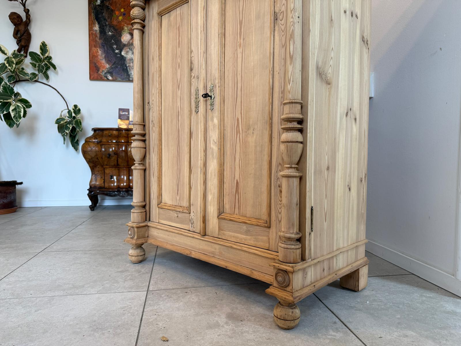 Bäuerliches Gründerzeit Säulen Vertiko Bücherschrank Halbschrank Bauernschrank D1168