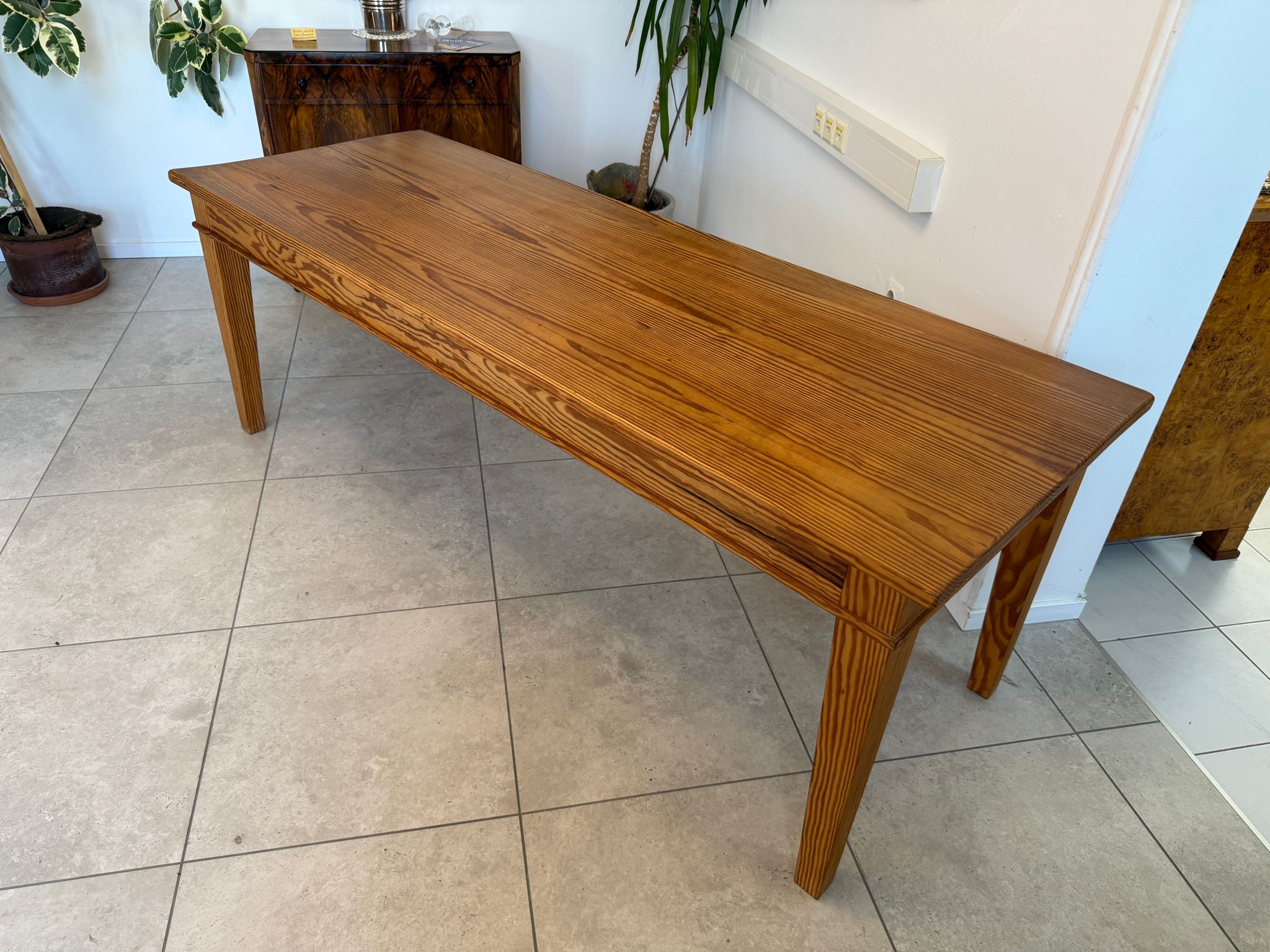 Uriger Bauerntisch Tafeltisch Hüttentisch Naturholztisch G1923