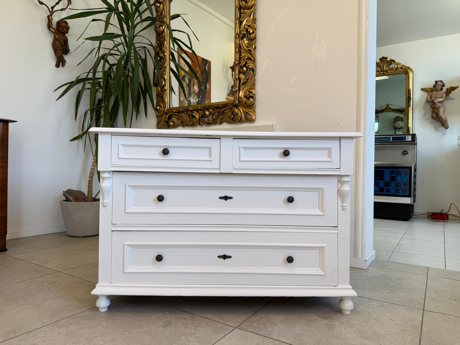 Bäuerliche Gründerzeit Anrichte Sideboard Kommode Naturholz  Weiss D2340